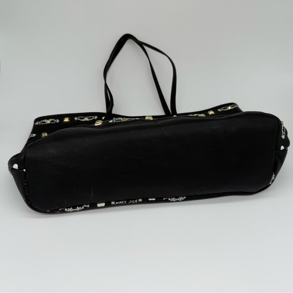 Large Betsey Johnson studded bag - Picture 4 of 9